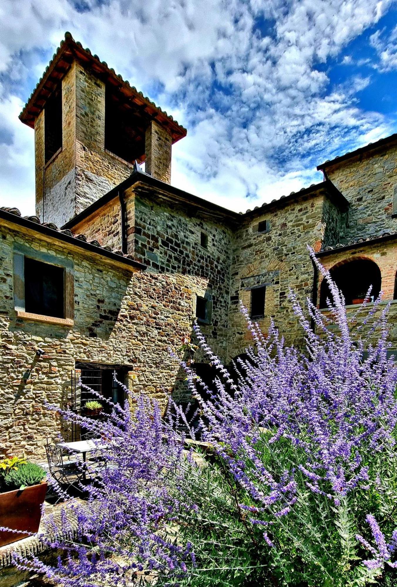 Life Hotels Abbazia San Faustino Resort Carpini Exterior photo